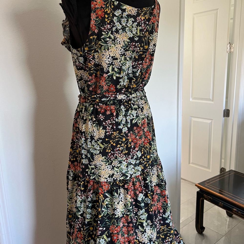 Ruffle Neck floral long dress M